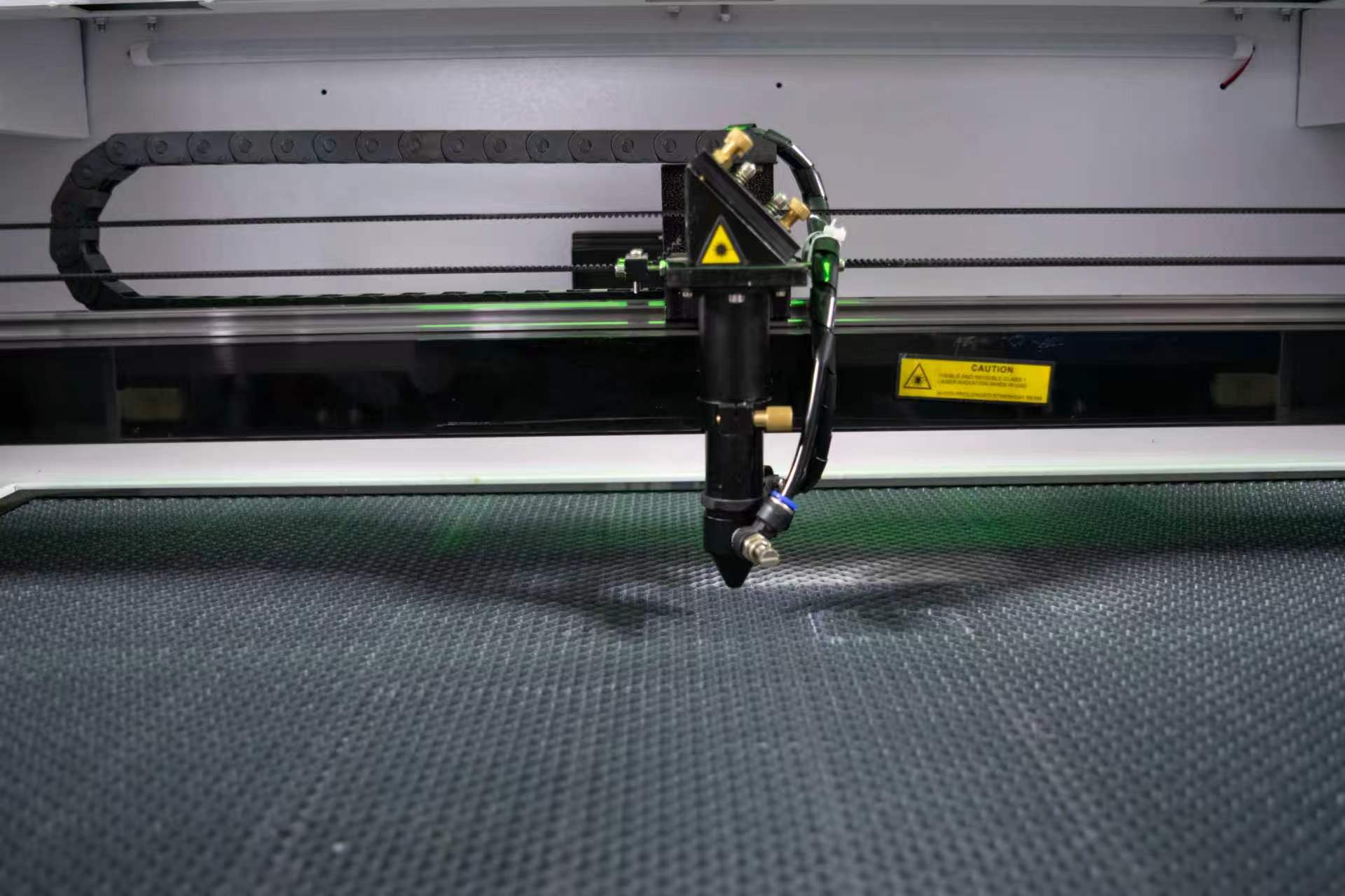 Tounjen 7050 High-Accuracy CO2 Laser Engraving Machine Water Cooling Ruida Control Acrylic Wood Paper Stone Plastic