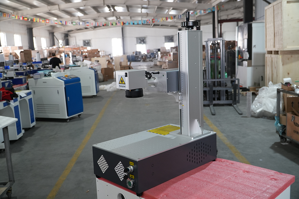 High-Resolution 3D Engraving UV Laser Marking Machine for Electronic Components