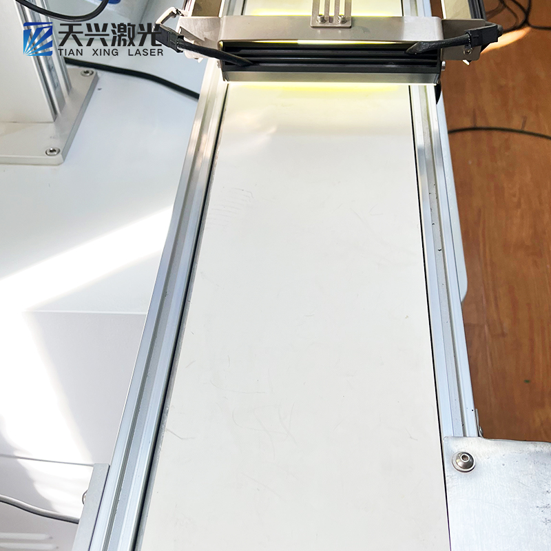 Automatic CO2 Laser Marking Machine with CCD Visual Positioning Automatic Focus Vision System Supports DXF PLT BMP AI Formats