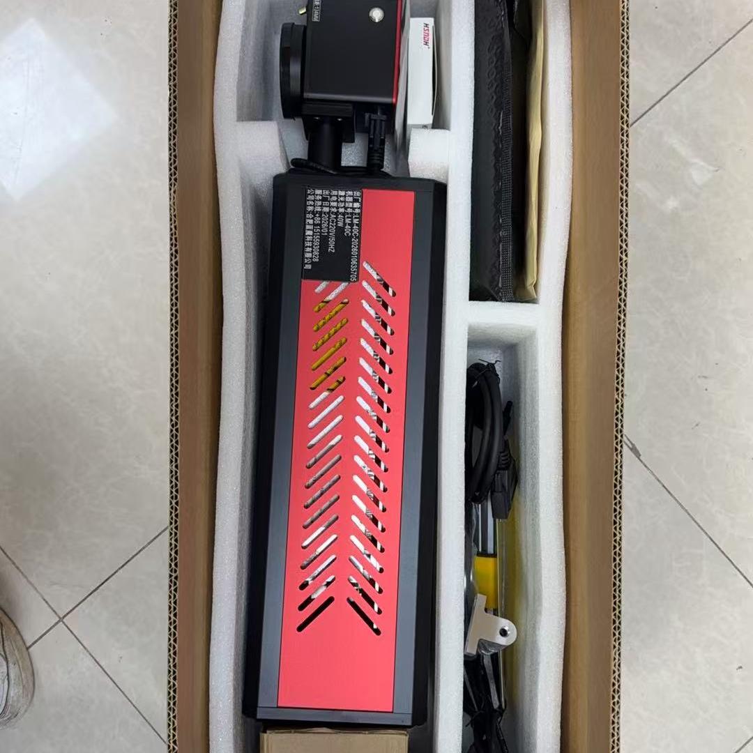 High Speed Flying CO2 Laser Marking Machine for Coding Date on Pet Glasses Bottle and Paper Package Laser Marker