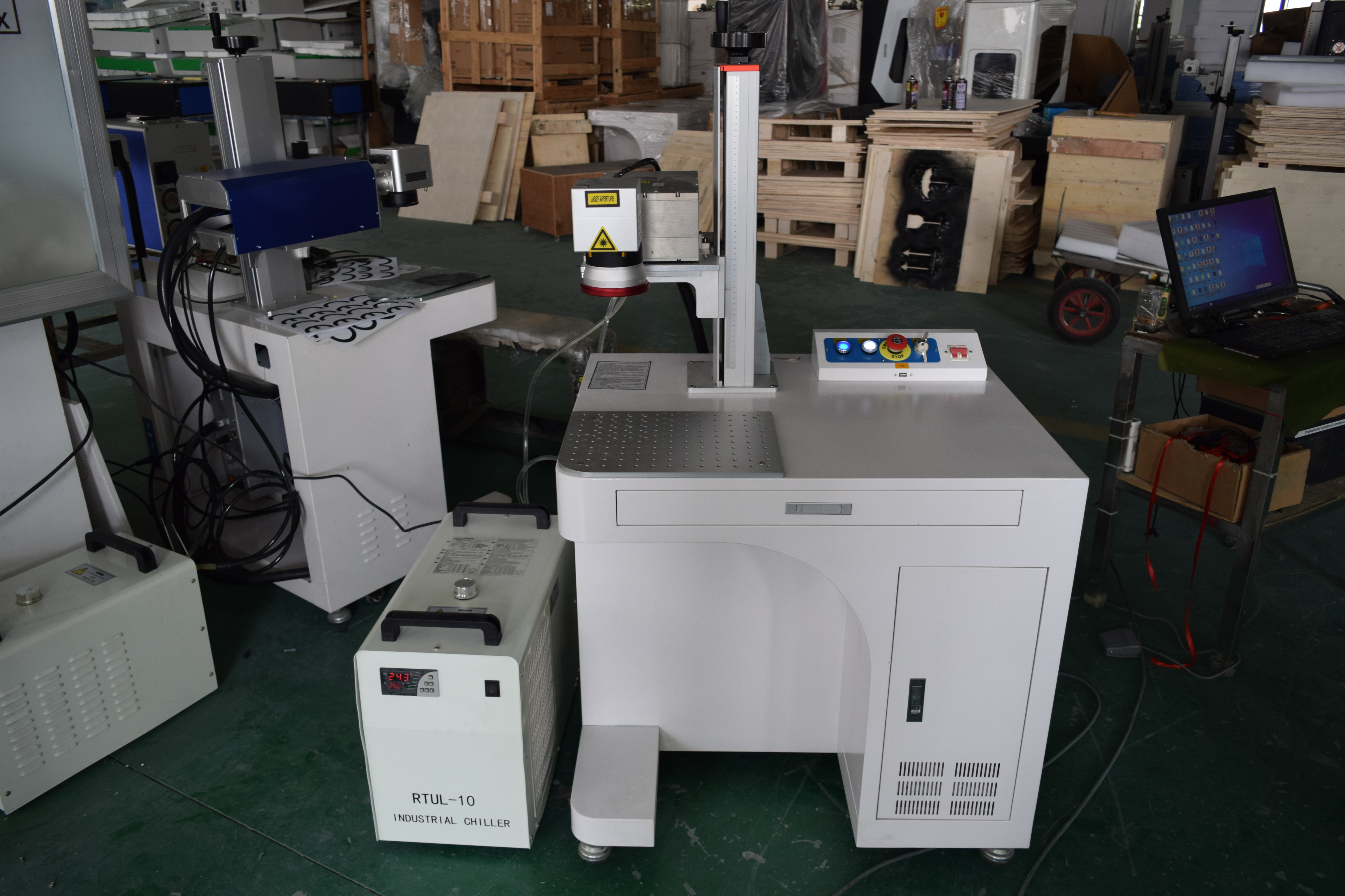 Desktop Split-type UV Laser Marking Machine for Engraving Logos on Metal Crystal Stone Acrylic and Glass 6W 10W