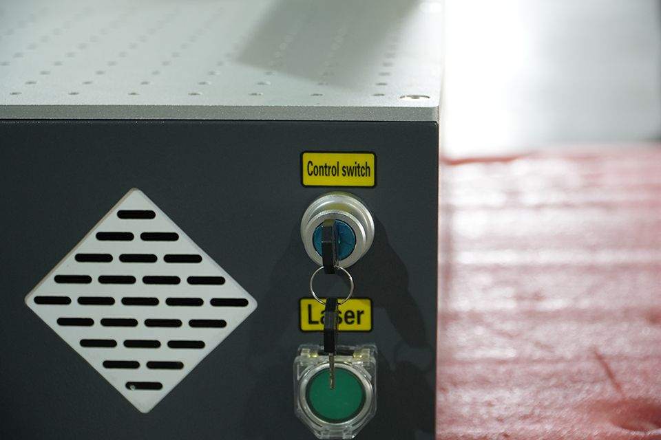 High-Resolution 3D Engraving UV Laser Marking Machine for Electronic Components