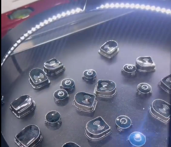 Lansu Vision Fiber Laser Engraving System for Aluminum Profiles High Efficiency Batch Marking CE