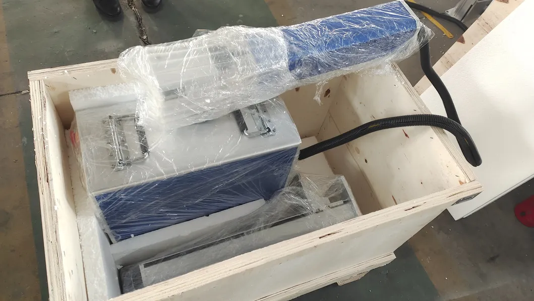 Wooden crate packaging display