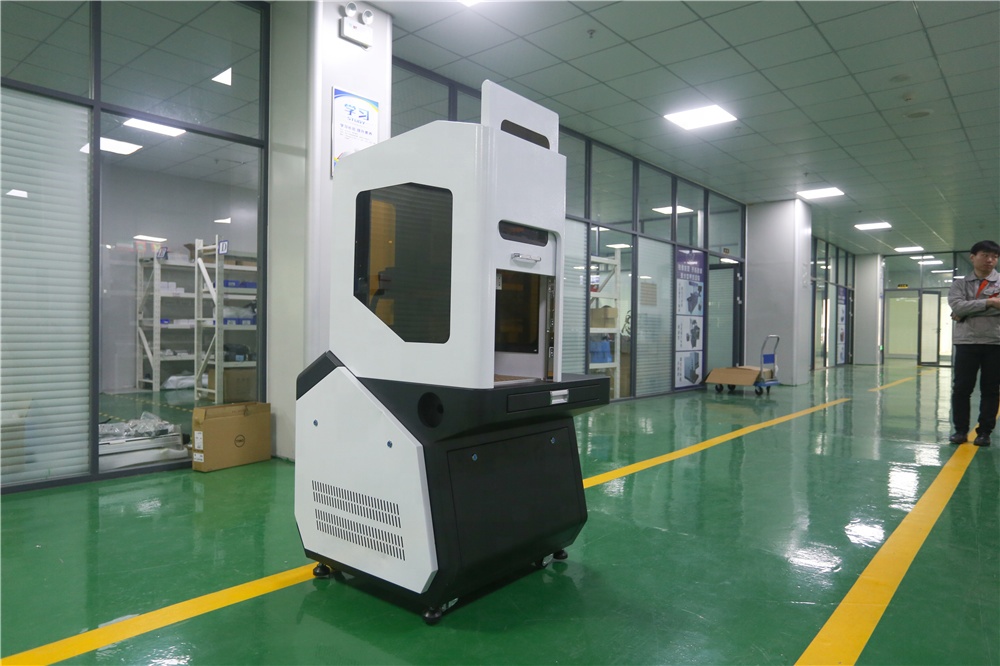 New Enclosed 60W 100W 200W Fiber Laser Mini CNC Metal Plastic Fiber Machine UV CO2 Marking Printing Engraving Machine