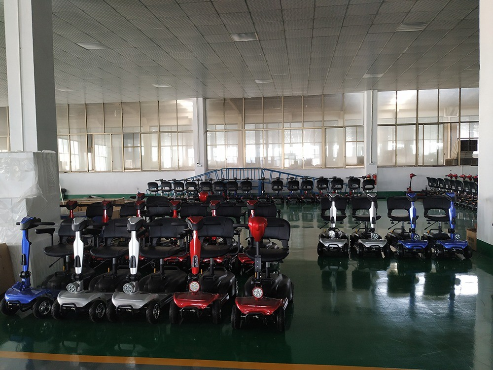 40kg 2000W Brother Medical China Adult Electric Scooter Bike Bme02X