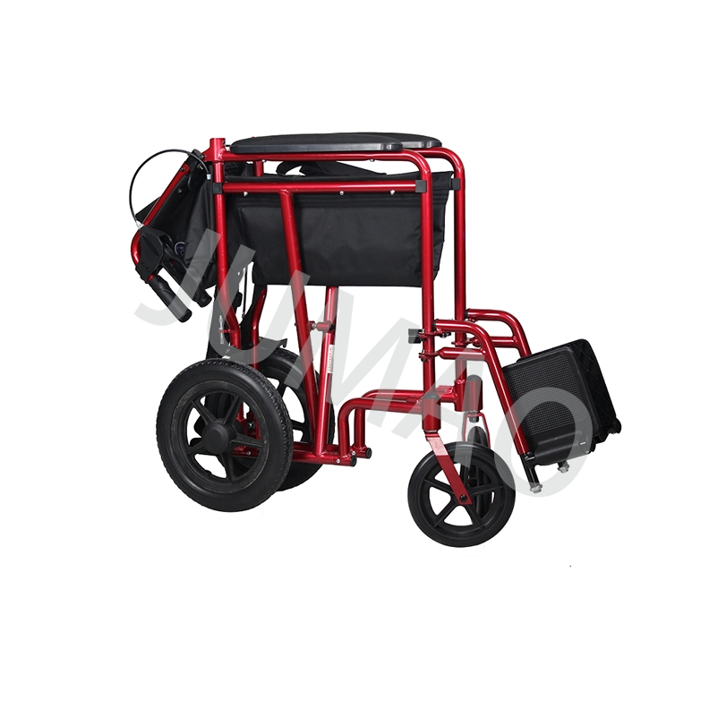 Versatile Transport Wheelchair Ideal for Bariatric Patients and Caregivers