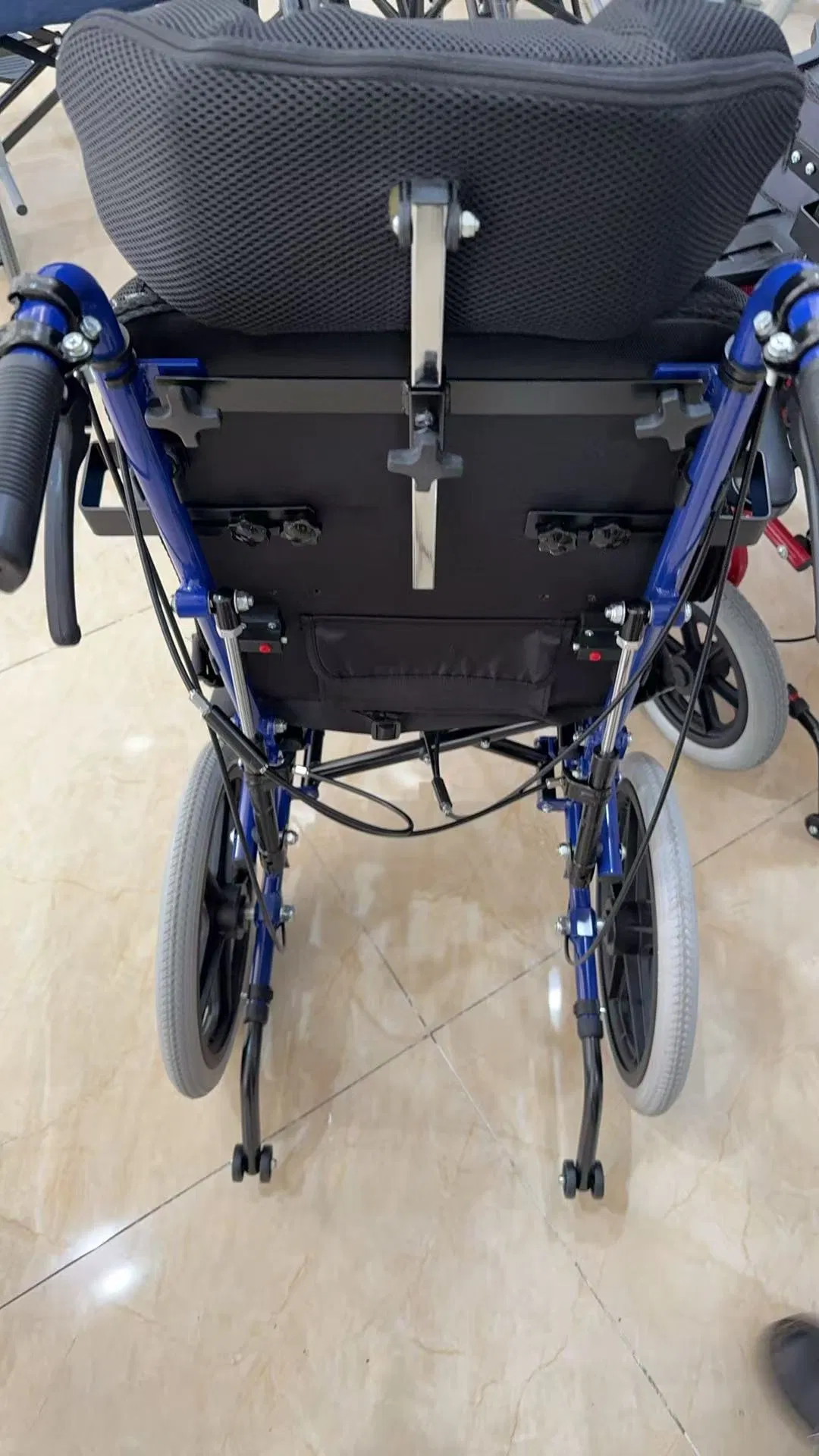 China Best Price Reclining Lightweight Pediatric Wheelchair for Cp Children and Adults