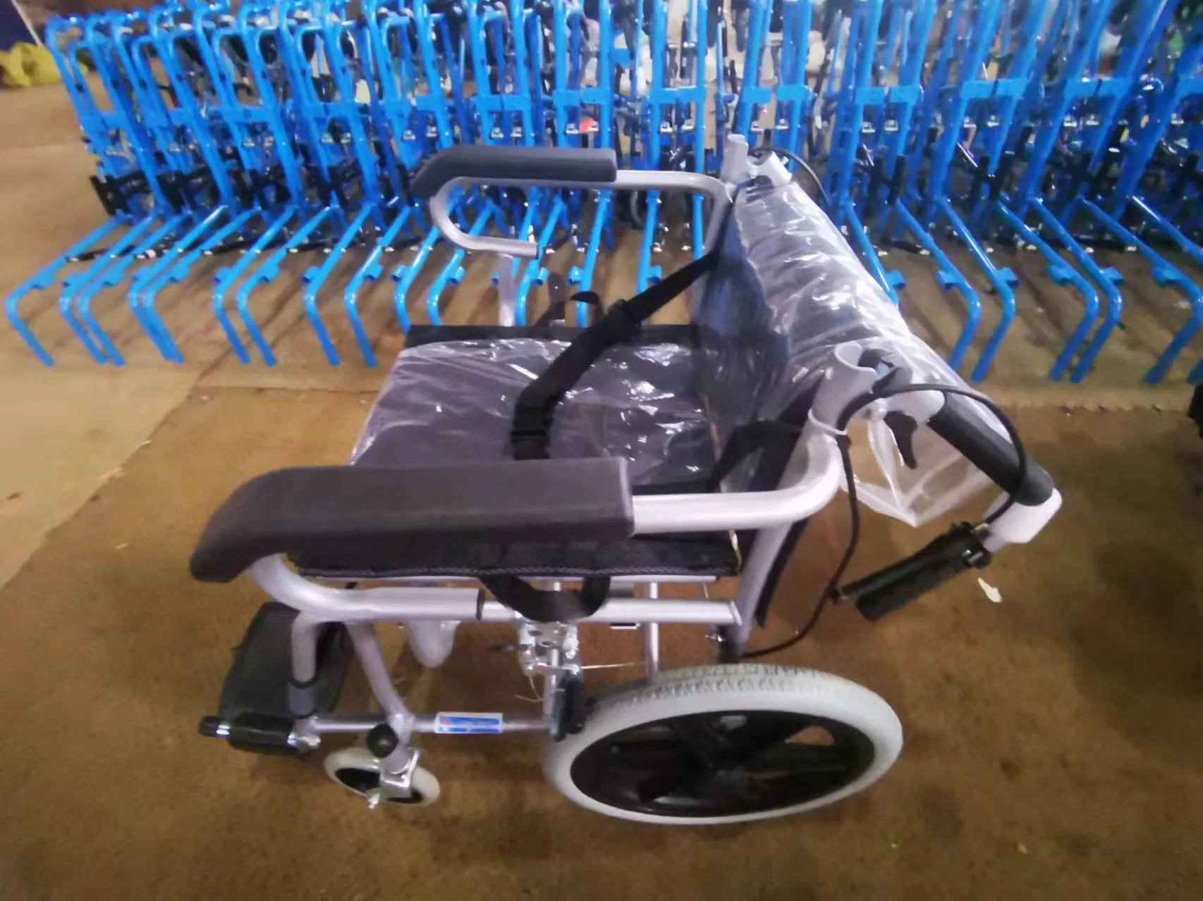 Top Factory Direct Supply Wheel Chair Transport Transfer Transit Manual Wheelchair for Disability People Good Price