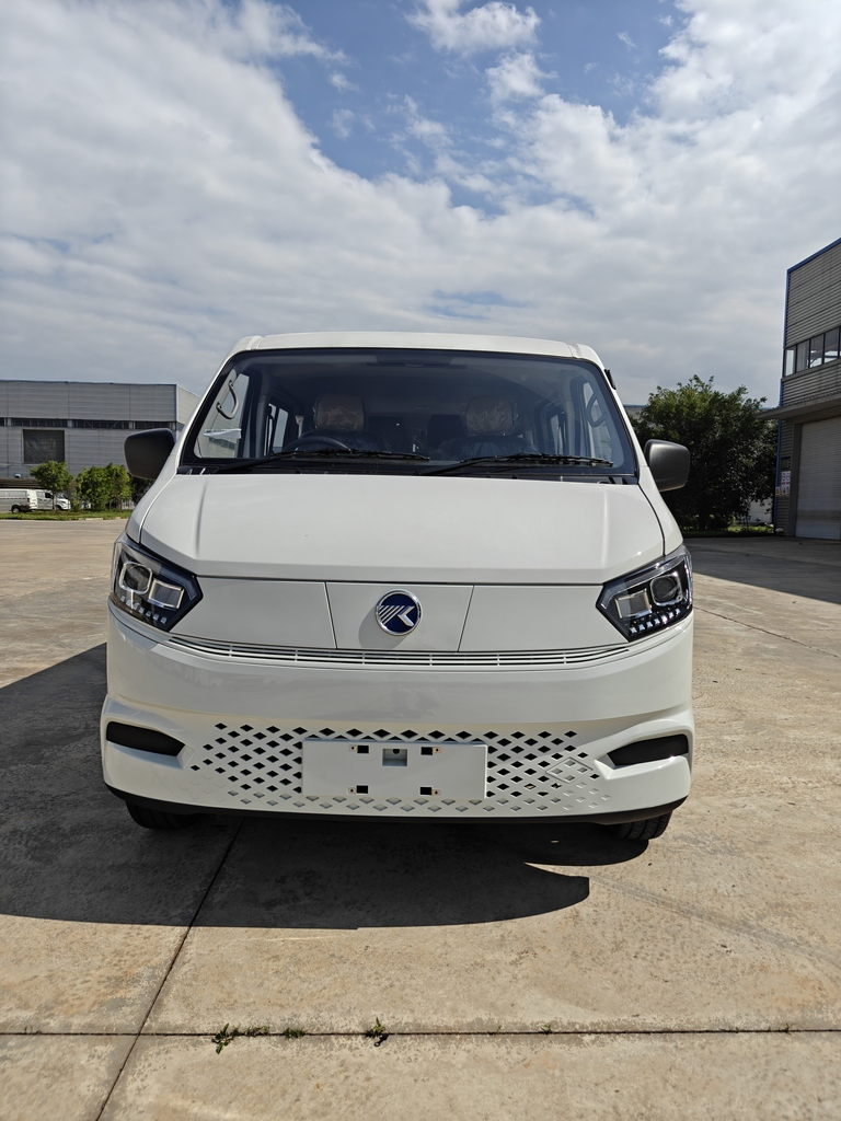 Kama Esp8 Rhd Cargo Solution 35/70kw Motor Fast Charging Van 3450mm Wheelbase