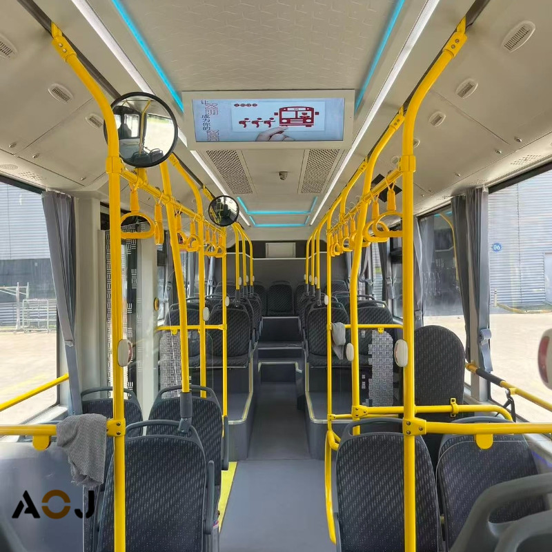 Comfort Optimized Coach Bus with Ergonomic Seating and Vibration Dampening