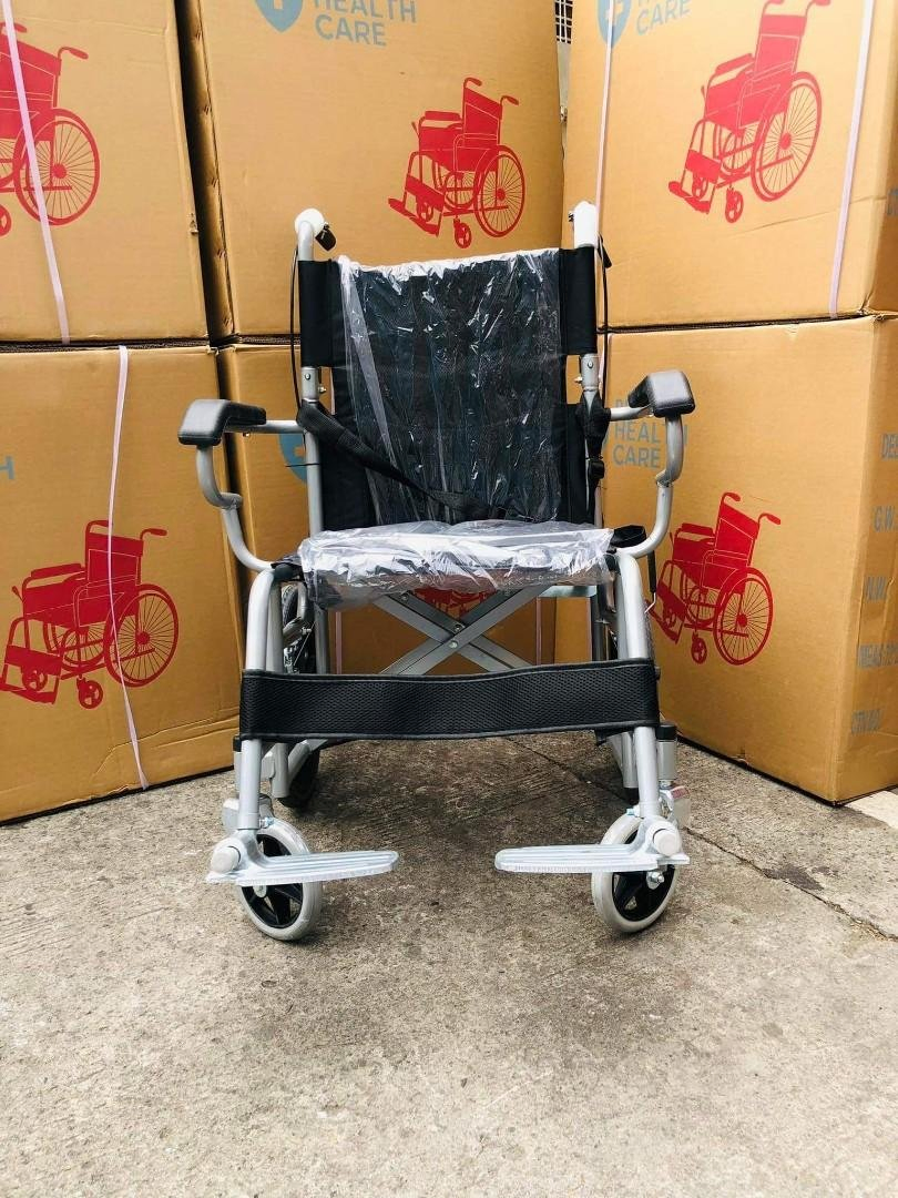 Top Factory Direct Supply Wheel Chair Transport Transfer Transit Manual Wheelchair for Disability People Good Price
