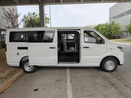 Kama Esp8 Rhd Cargo Solution 35/70kw Motor Fast Charging Van 3450mm Wheelbase