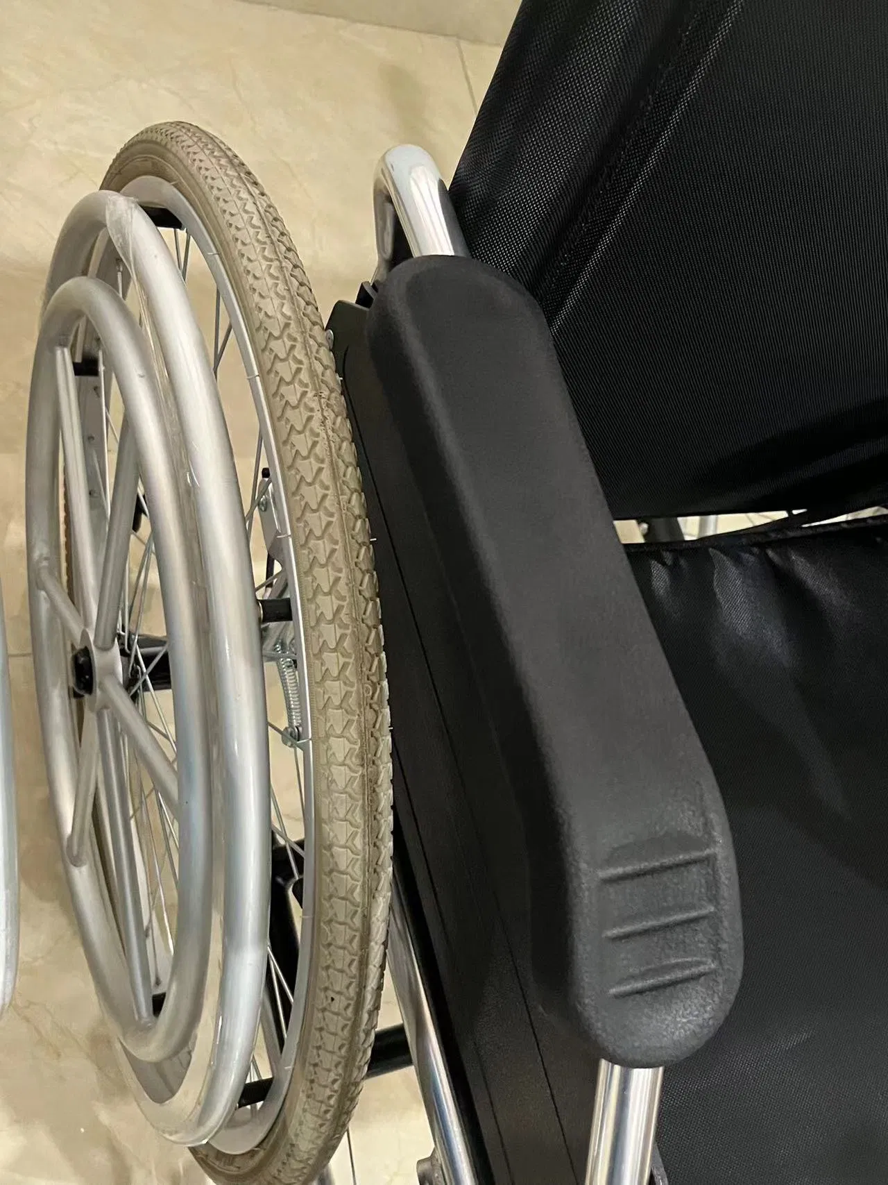 Can Hold 500PCS Aid Standing Silla De Ruedas Lightweight Wheelchair