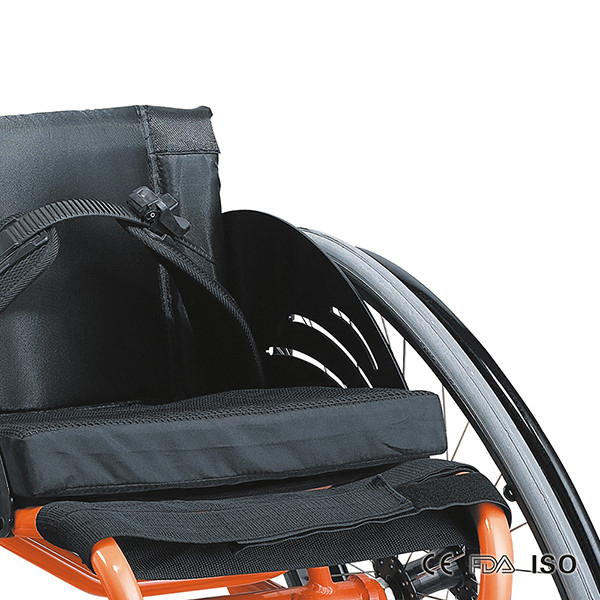 China Active Aluminium Leisure Fold Sports Manual Rear Wheel Ergonomic Mesh 2 Wheels Backrest Basketball Wheelchair Guard for Disabled Comfortable