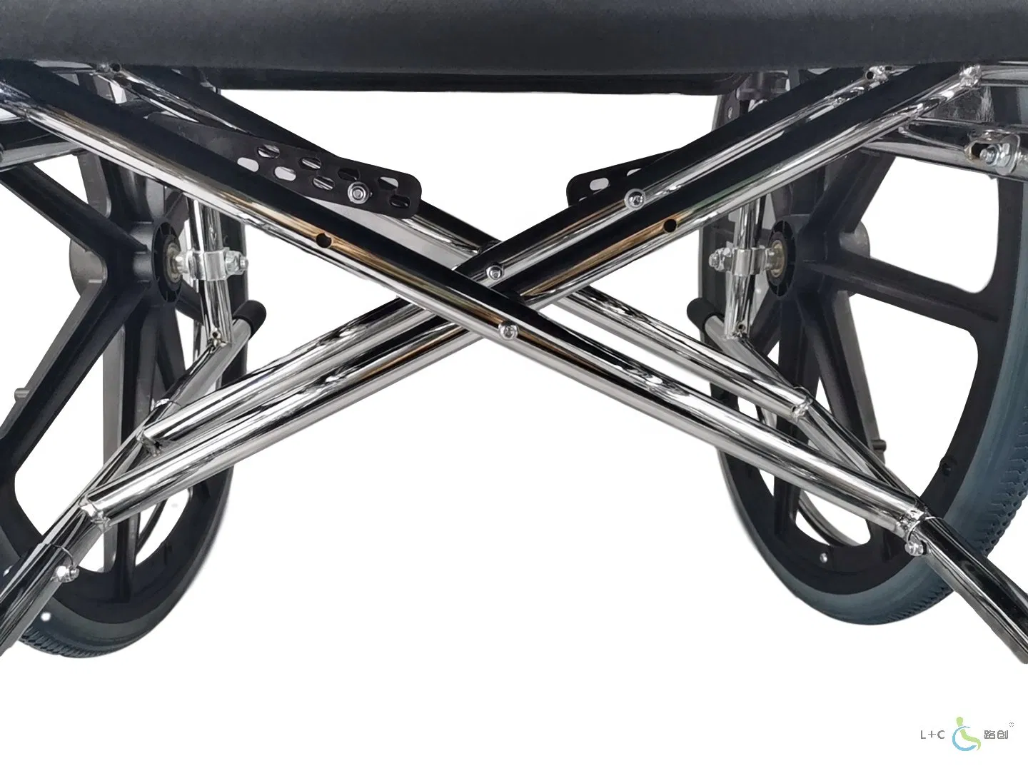 Heavy Duty Capacity High Quality Manual Wheelchair with Detachable Footrests Flip-up Handrests