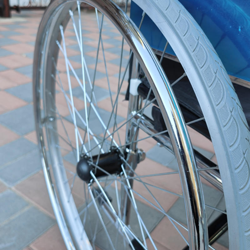 Wholesale CE Medical Lightweight Folding Manual Wheelchair for Elderly/Disabled