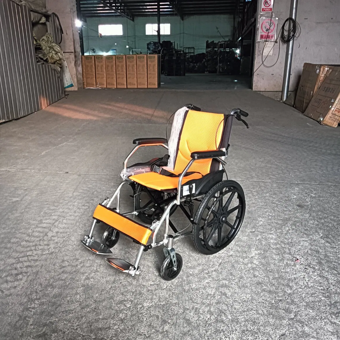 Can Hold 500PCS Steel Brother Medical or Your Brand Heavy Duty Manual Wheelchair