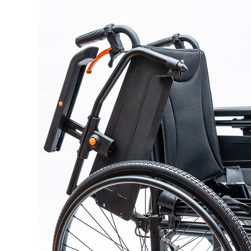 Custom Brand Logo Adjustable Backrest Lightweight Aluminum Manual Wheelchair