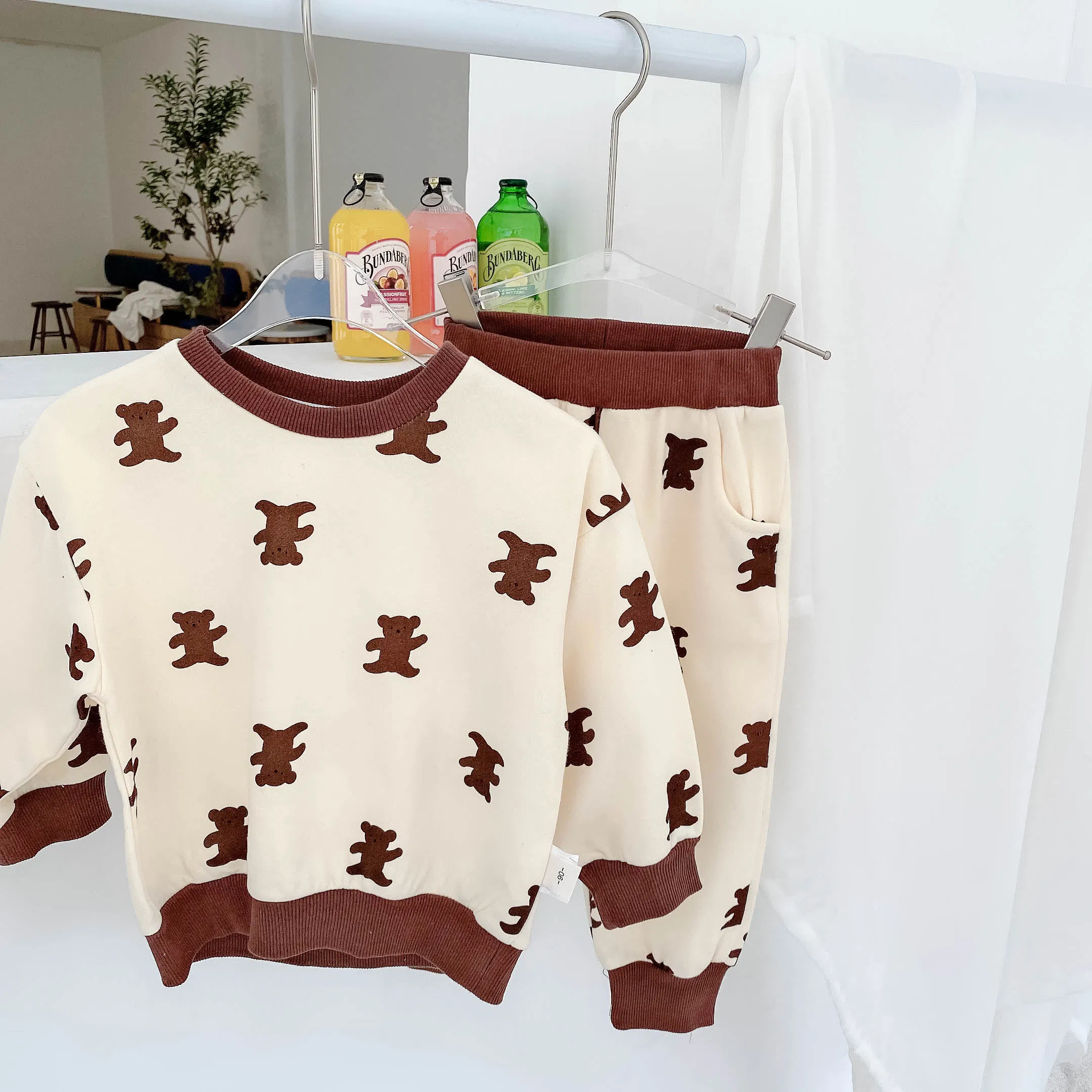 Conjunto de pijamas para niños, ropa de otoño para bebés, clase A, 100% algodón, nuevo estilo de ropa infantil de otoño, pantalones de otoño, ropa de casa para hombres