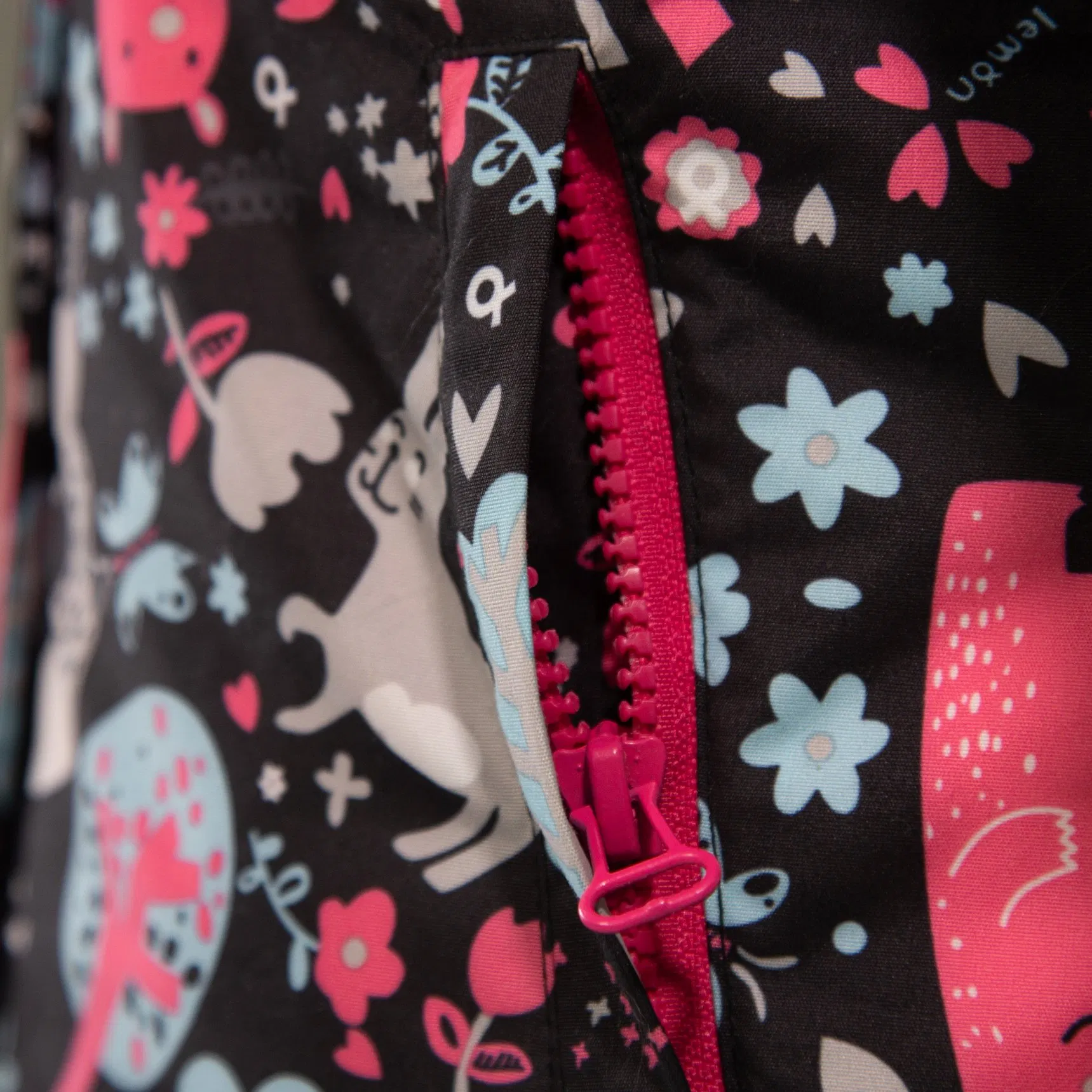Chaqueta de invierno con capucha para niños, acolchada, con estampado de conejo, abrigo exterior para niños