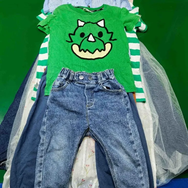 Ropa de verano de segunda mano para niños de alta calidad y en venta