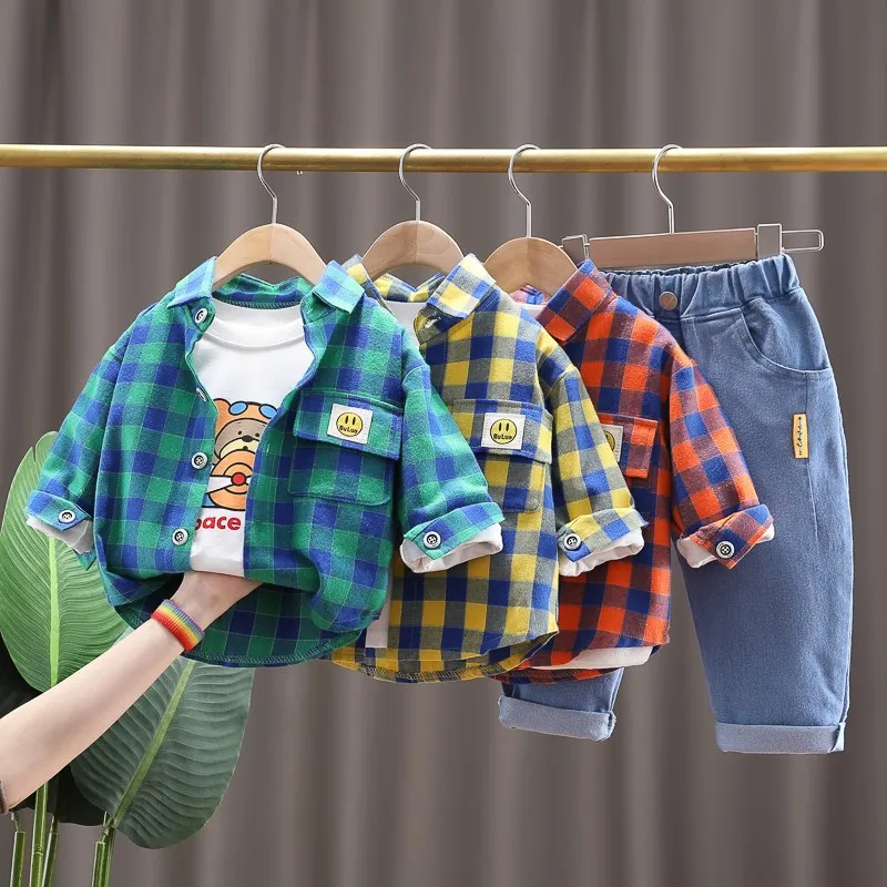 Ropa Casual de Tres Piezas