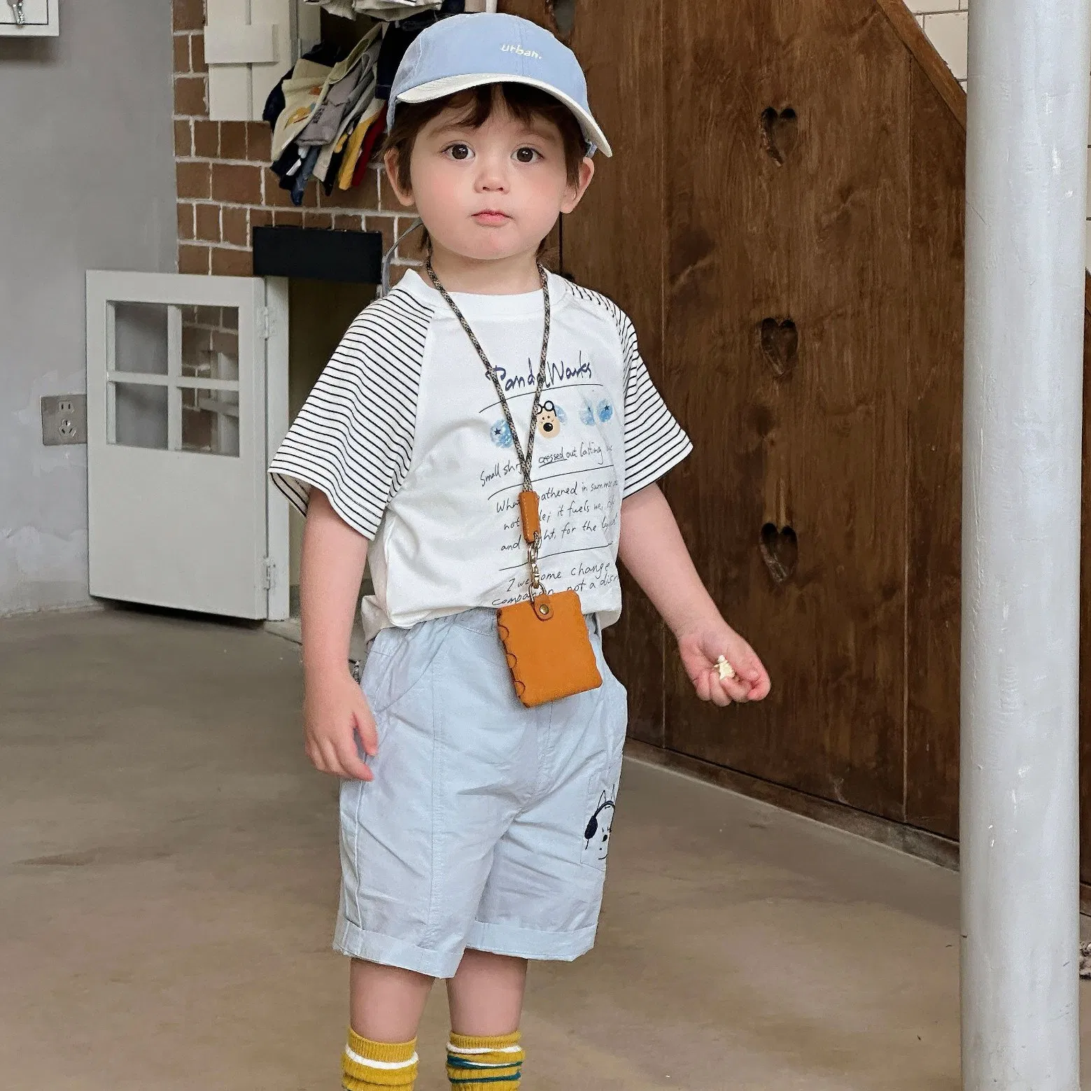 Ropa de verano para niños con camiseta y pantalones cortos