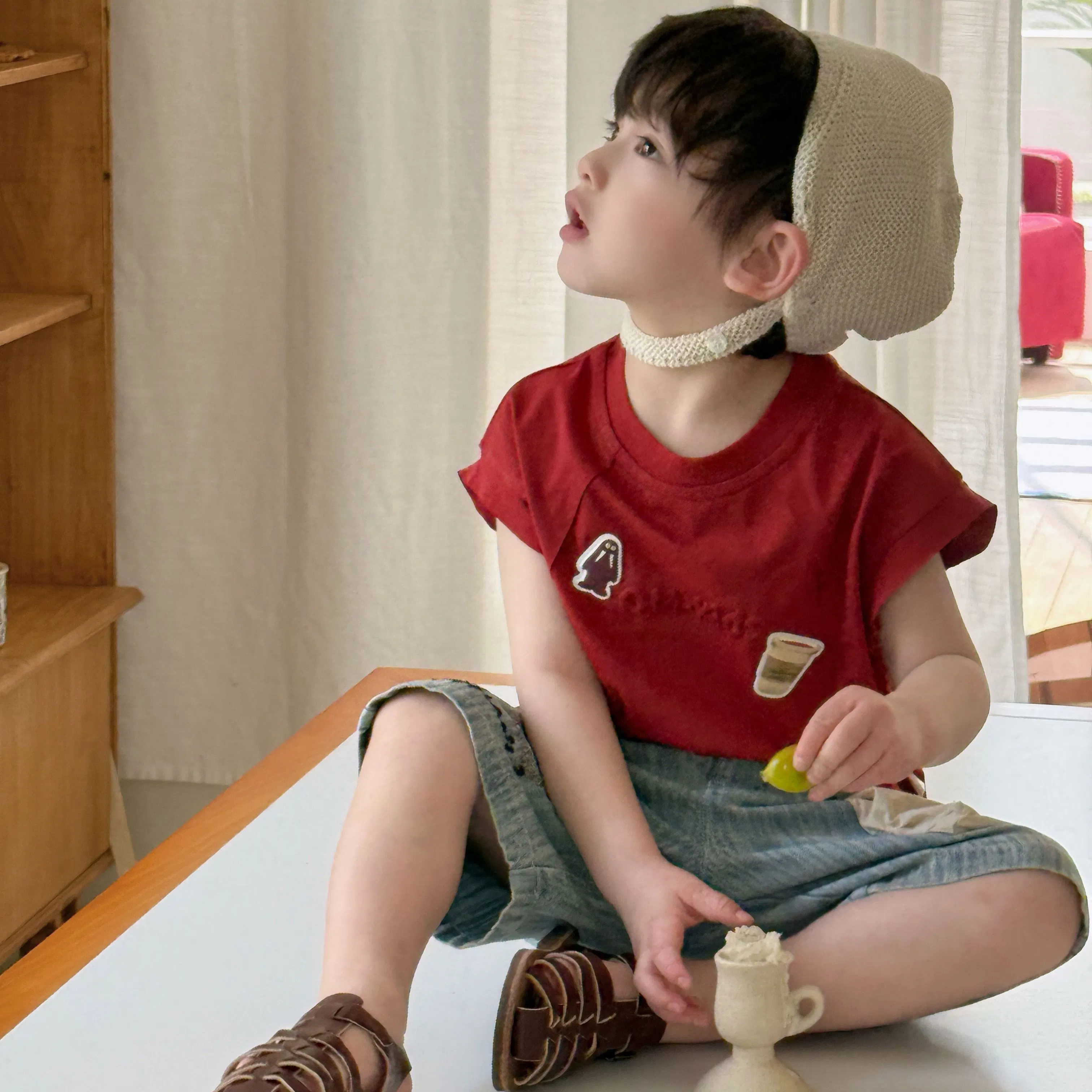 Ropa de camiseta para niños con pantalones cortos de mezclilla para conjuntos completos de niños