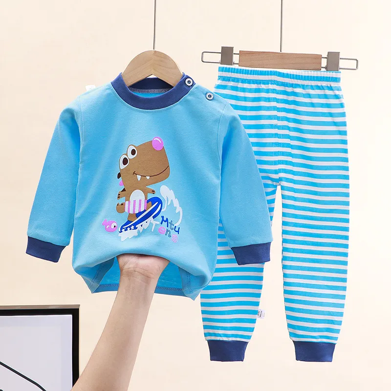 Camiseta infantil delgada