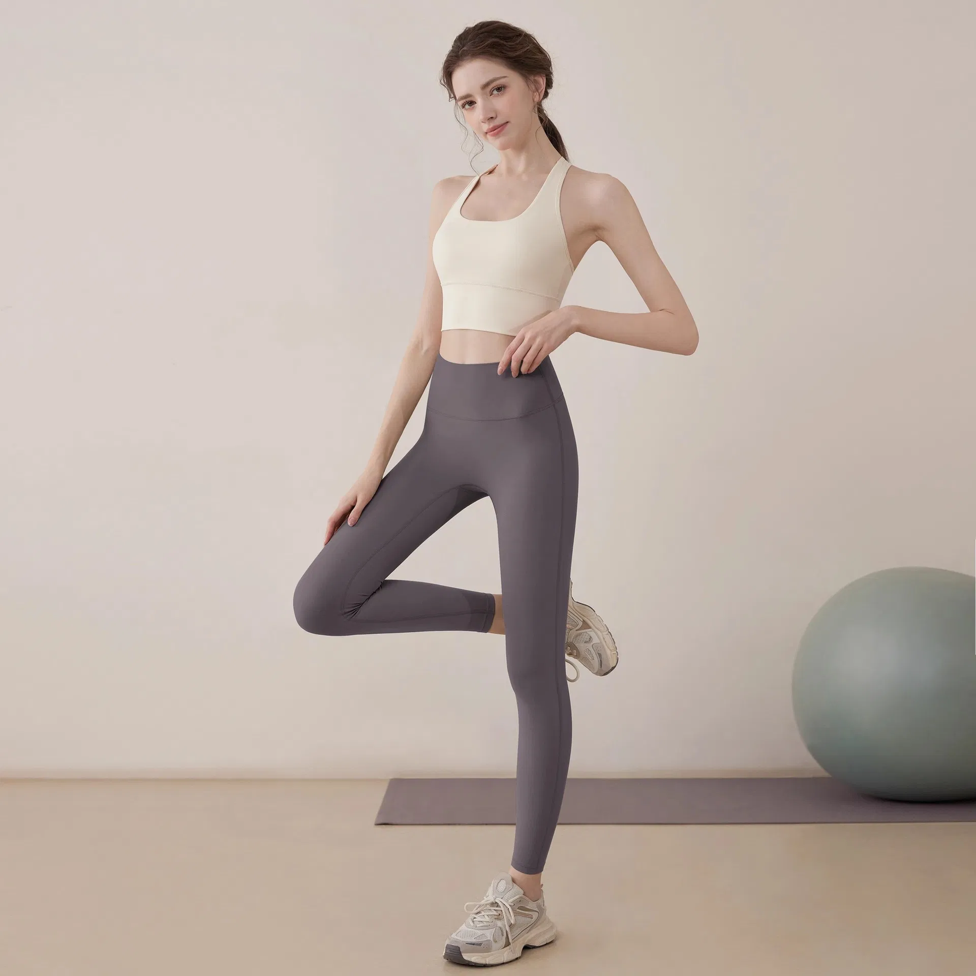 Ropa deportiva para hombres y mujeres, moda de algodón, uniforme para niños, lote al por mayor, chaleco de entrenamiento 2025 ropa de yoga larga, de secado rápido