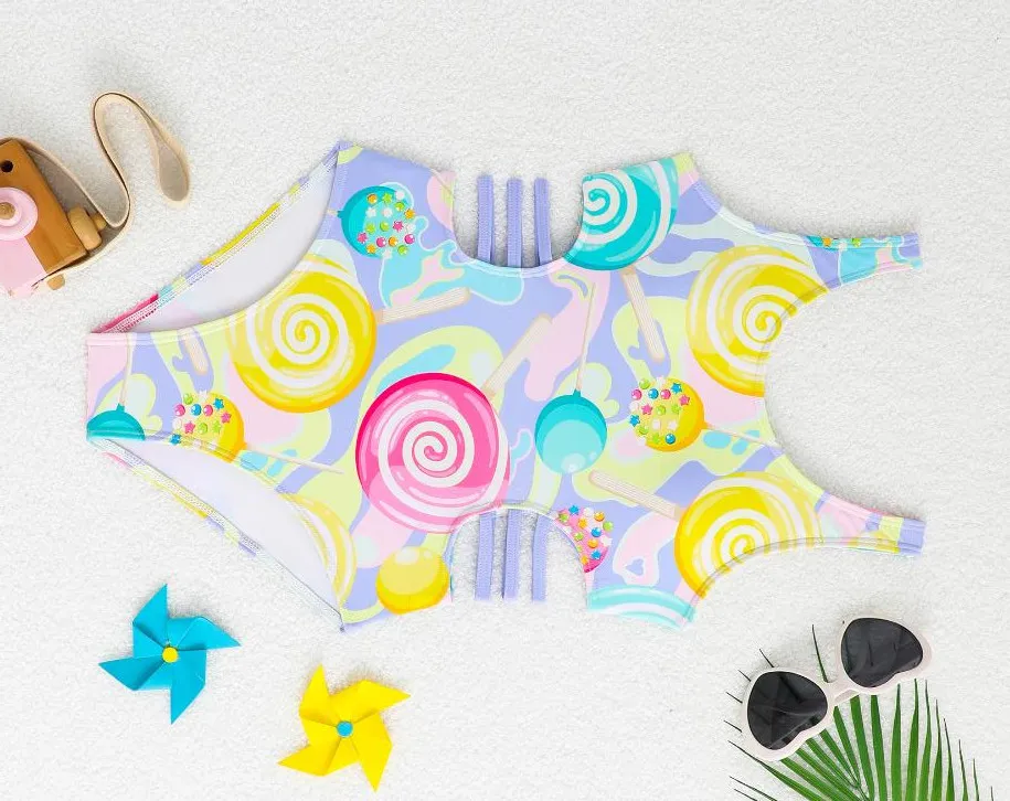Nuevo traje de baño de una pieza para niños