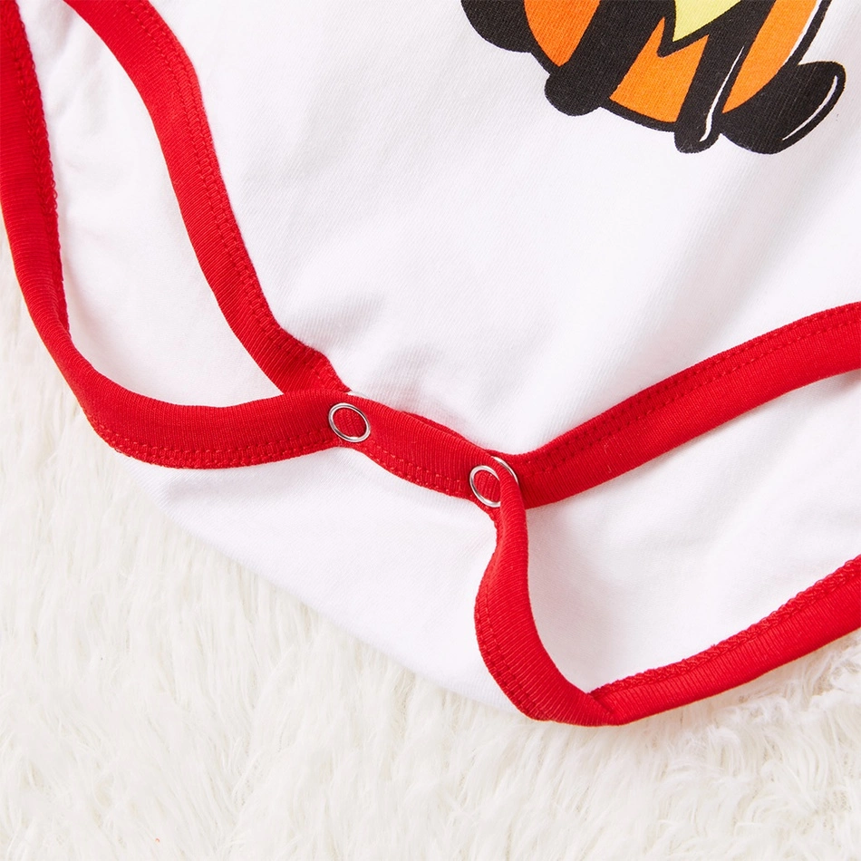Conjunto Familiar de Navidad Pijamas a Rayas de Manga Larga a Juego con Calcetines de Navidad para Adultos y Niños