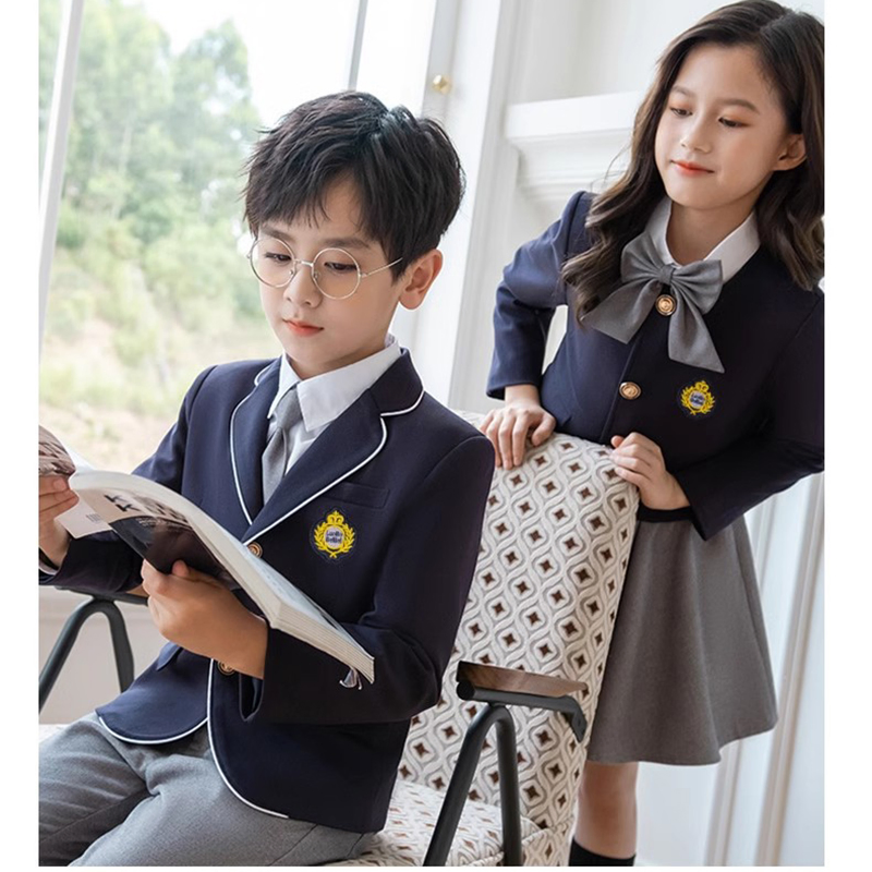 OEM y ODM Trajes para niños y estilos de telas para uniformes de actividades escolares de estudiantes chinos