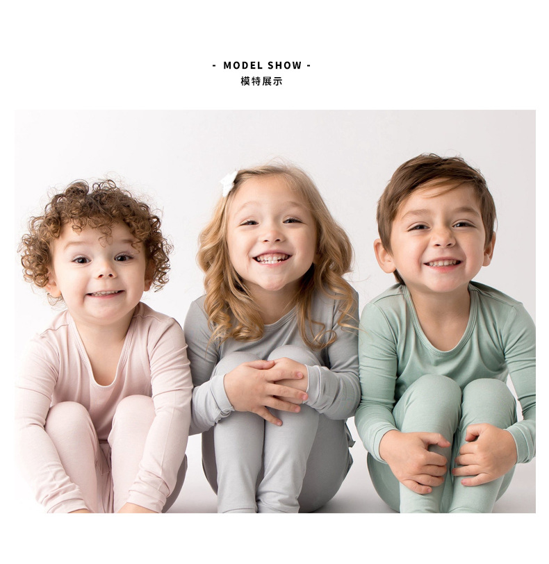 Ropa de bebé de bambú al por mayor, pijamas infantiles con patrón personalizado (parte superior + pantalones)