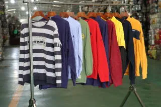 Exportación de ropa de segunda mano de alta calidad