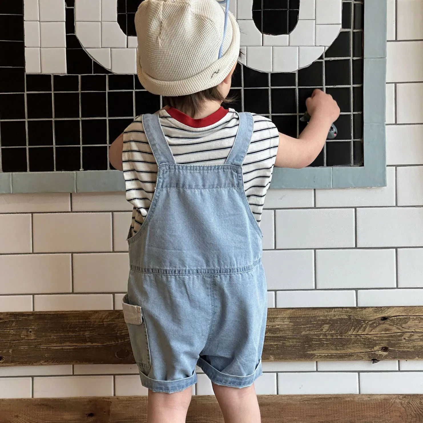 Ropa elegante para niños para conjuntos de verano con camiseta y pantalones