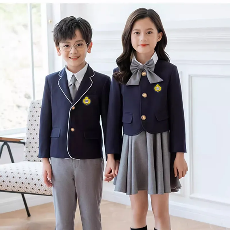 Trajes infantiles escolares de alta gama