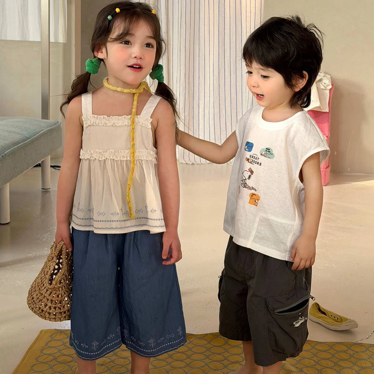 Conjunto de denim para niñas con camiseta y jeans