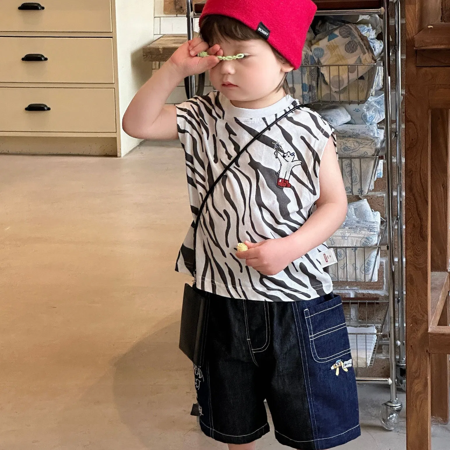 Conjunto de ropa para niños para el verano con camiseta de algodón y pantalones cortos