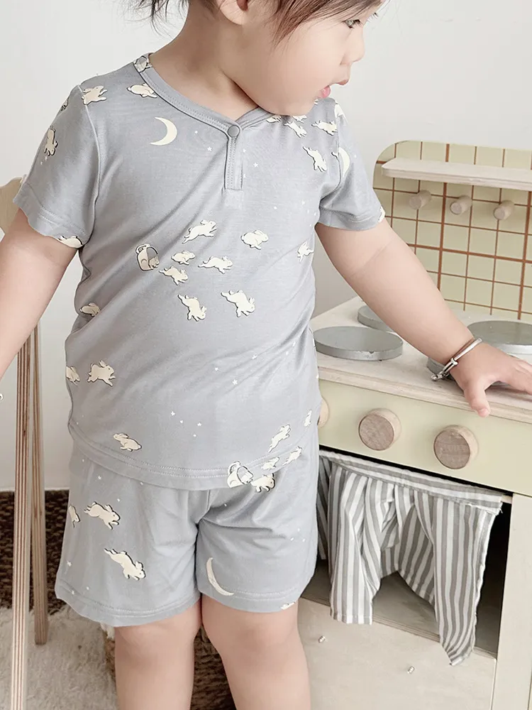 Conjunto de pijamas para niños de dos piezas de tela de bambú personalizada de fábrica, alta calidad, cómodo y suave, ropa para bebés