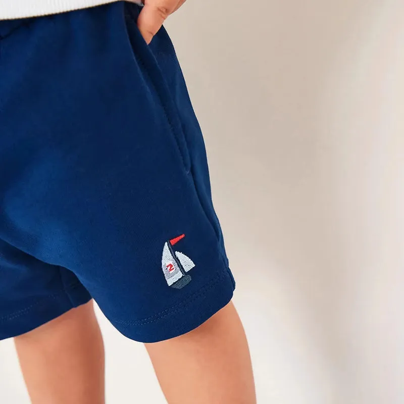 Detalles de costura ropa de niños