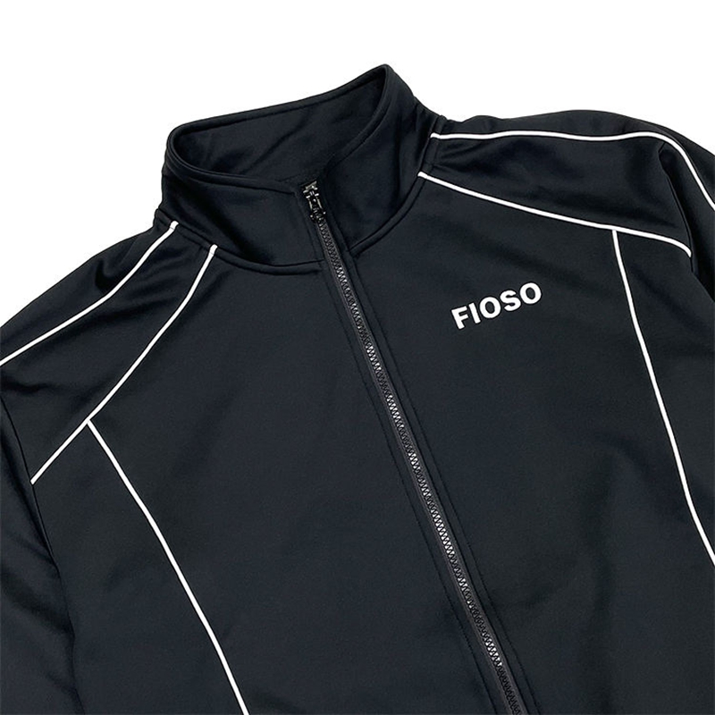 Conjunto de ropa de running para hombres con detalles reflectantes para seguridad nocturna, tejido transpirable para jogging al aire libre