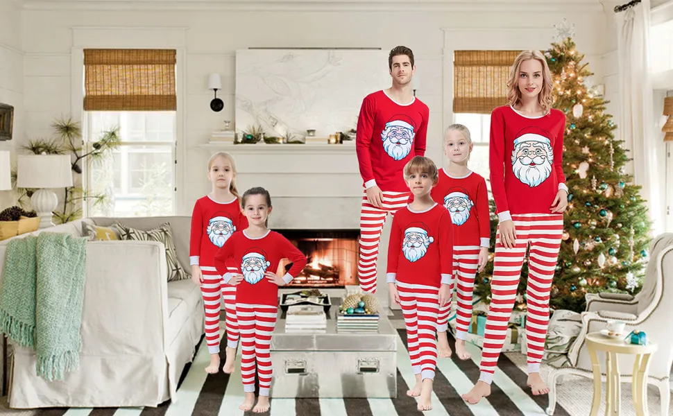 Conjunto Familiar de Navidad Pijamas a Rayas de Manga Larga a Juego con Calcetines de Navidad para Adultos y Niños