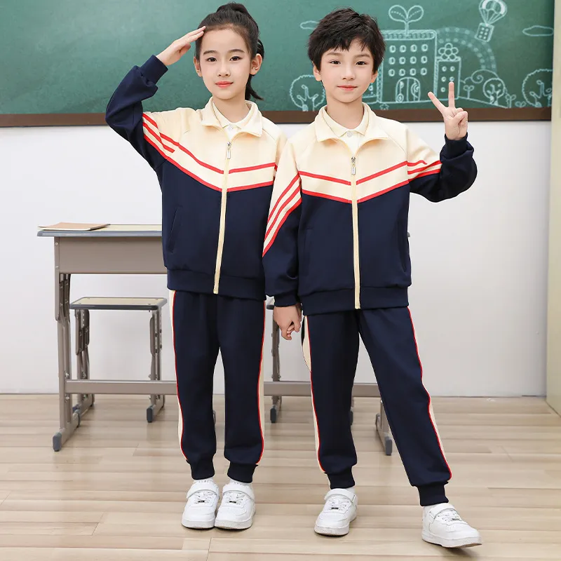 Ropa deportiva escolar para primaria