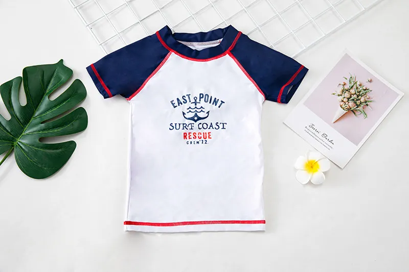 Conjunto de tres piezas para niños Upf50 Traje de baño UV Ropa de playa para niños
