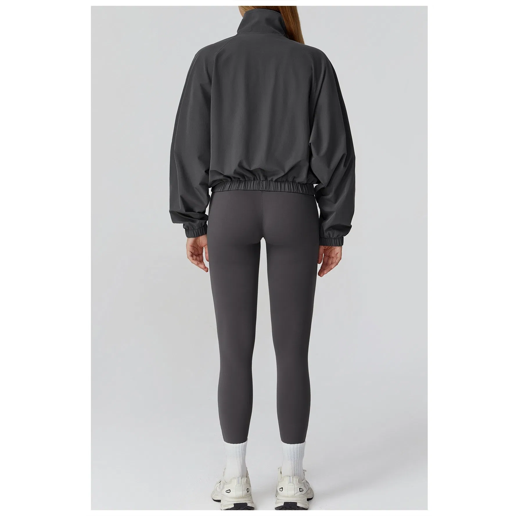 Camiseta de jogging masculina de malla transpirable con panel trasero ventilado para máxima circulación de aire