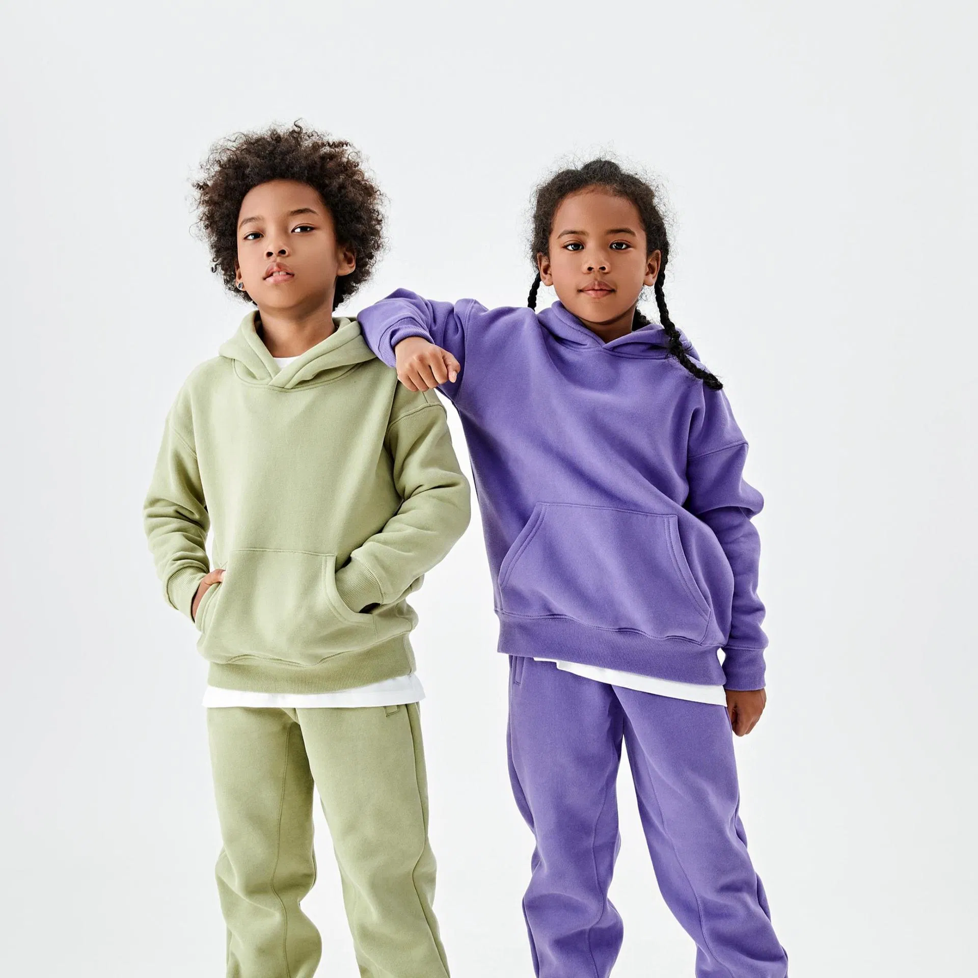 Conjuntos de sudaderas de felpa personalizadas para niños y niñas, conjuntos de jogging de diseñador, ropa infantil para invierno y primavera