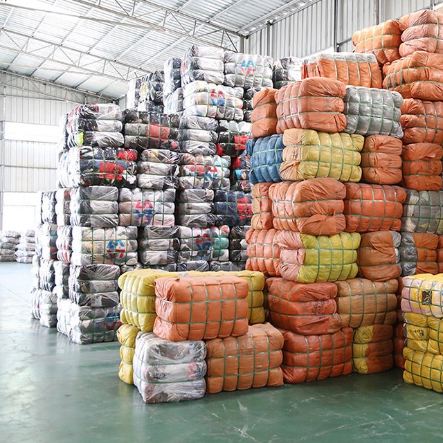 Ropa de bebé 100kg bultos mezclados Corea niños de EE. UU. paquete de ropa usada