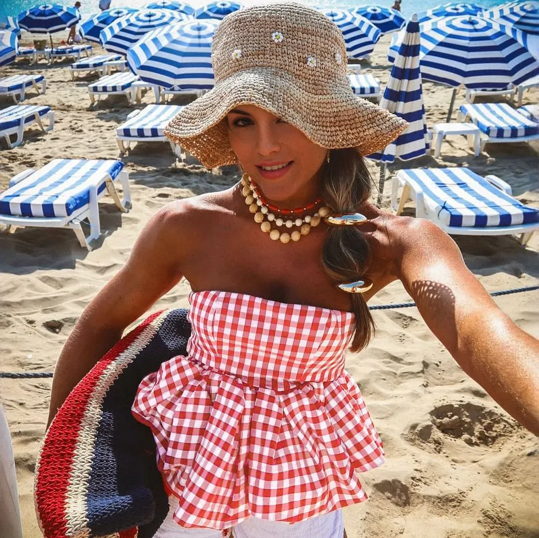 Vestido de playa con tirantes caídos, conjunto de falda ajustada de encaje transparente y sexy